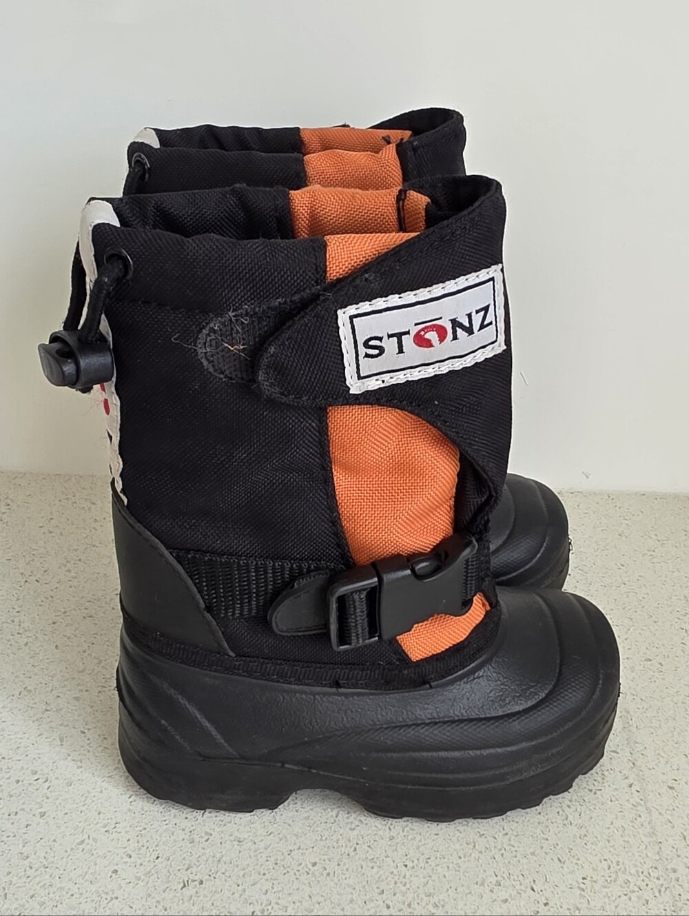 Stonz Trek Winter Boots Black Orange Sz 5